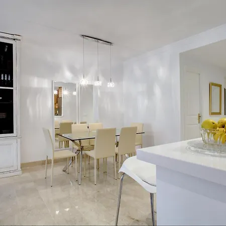 Appartement Charming Ground Floor In Elviria Marbella